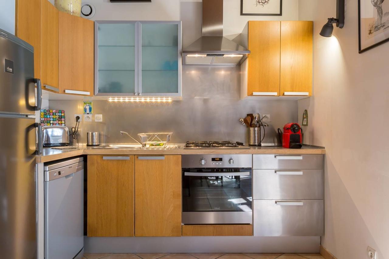 Guestready- Typical Croix-Roussien Flat Lägenhet Lyon Exteriör bild